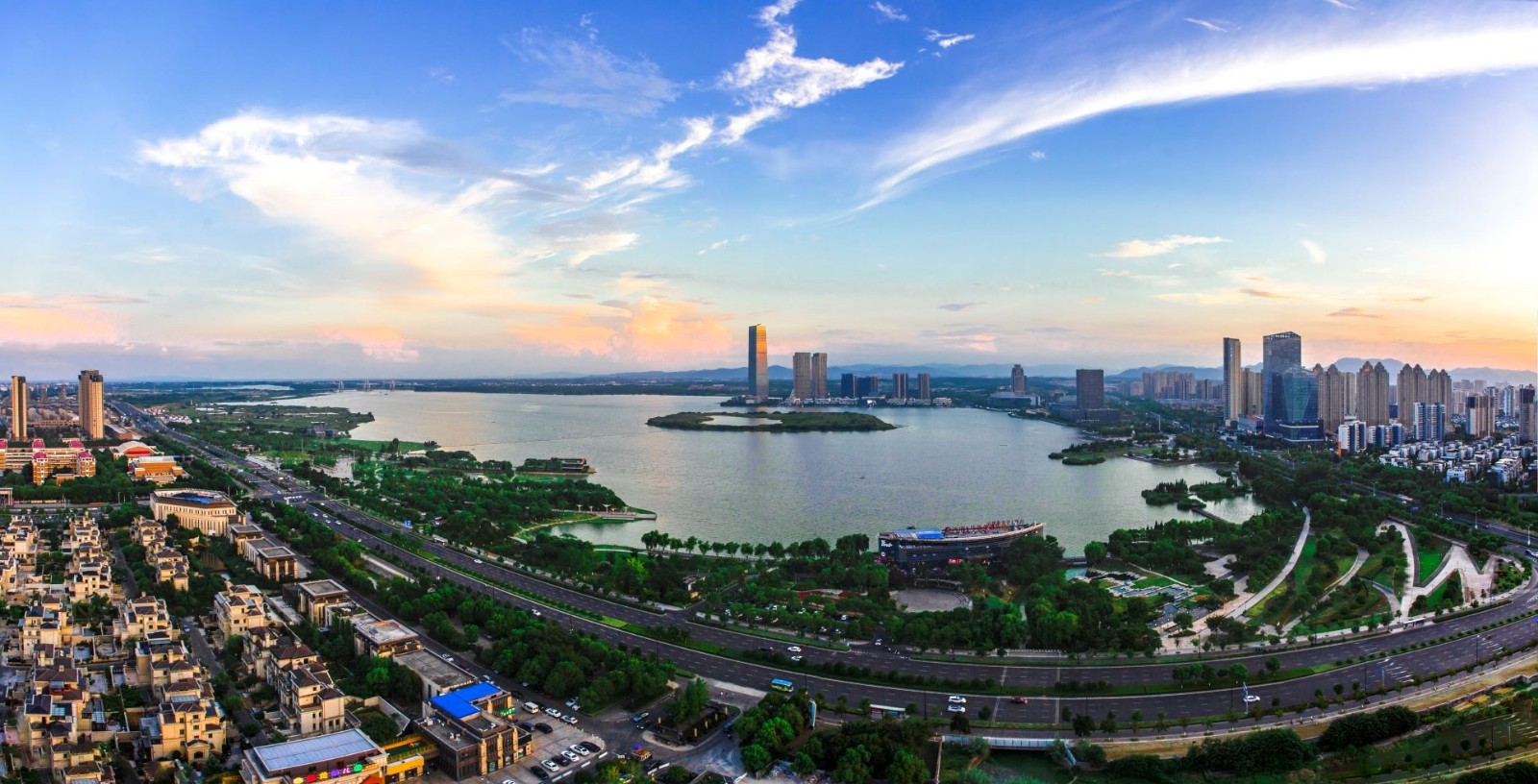 葫芦岛,海的故事在此续写